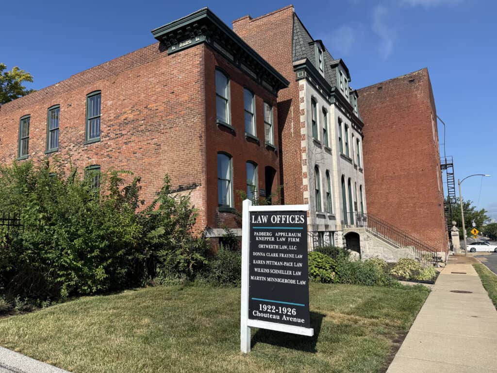 Padberg Appelbaum Knepper office exterior sign.